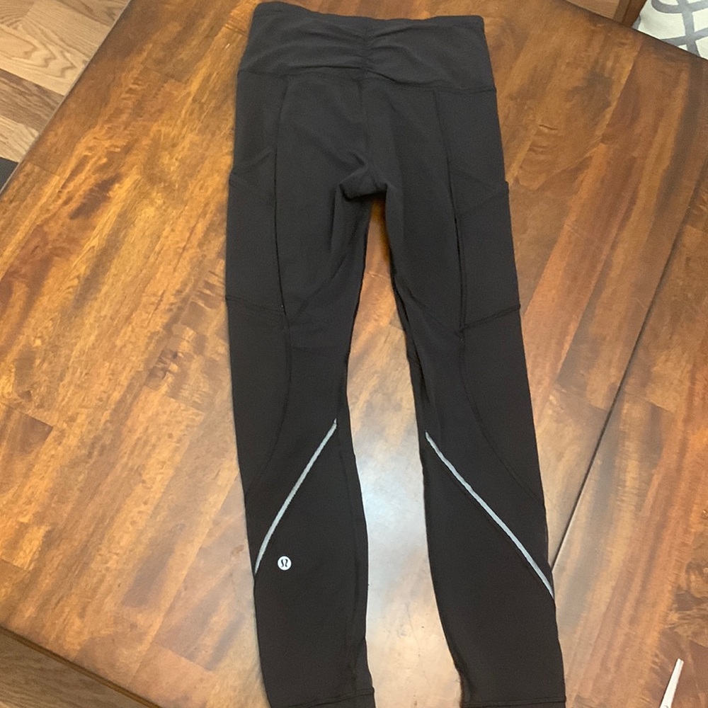 Lululemon black mesh leggings size 4